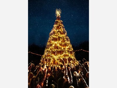 Visit the Jack Daniels Operation Ride Home Barrel Tree at Grand Central Terminal.