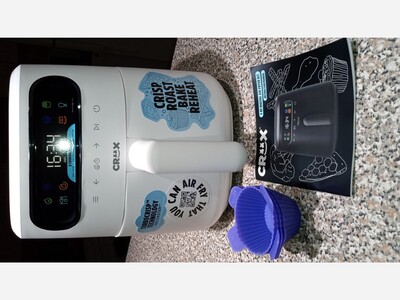 Prepare quick and easy meals with a CRUX air fryer.