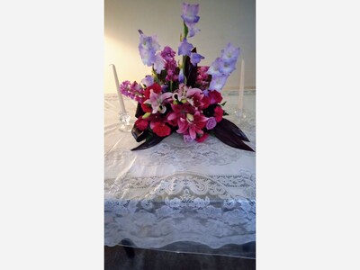Dowling Flowers is at 105 Sanford Street in Hamden.