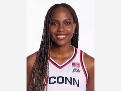 Blanca Quiñonez, an Ecuadorian UConn Huskies Basketball Player