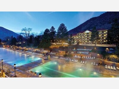 Glenwood Hot Springs Is Soaking in History