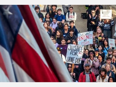 Cornell University faculty plan vote of no confidence against administrators.